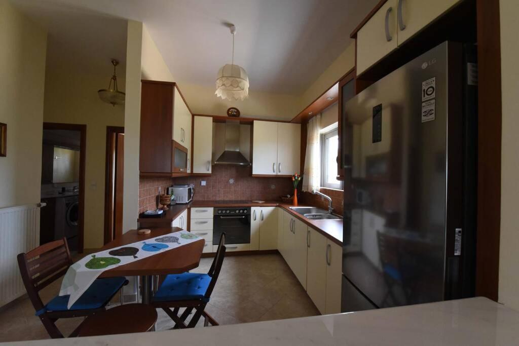 Seaside Villa Andronikos Амаринтос Екстериор снимка