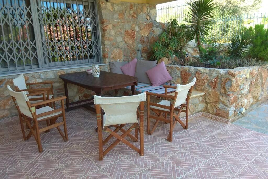 Seaside Villa Andronikos Амаринтос Екстериор снимка
