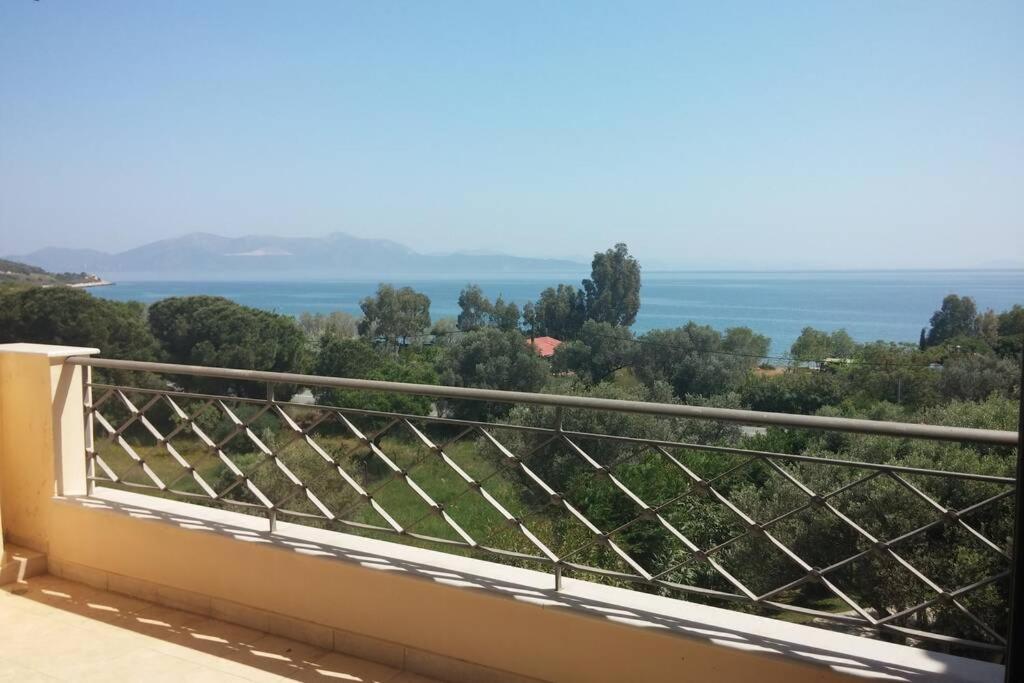 Seaside Villa Andronikos Амаринтос Екстериор снимка